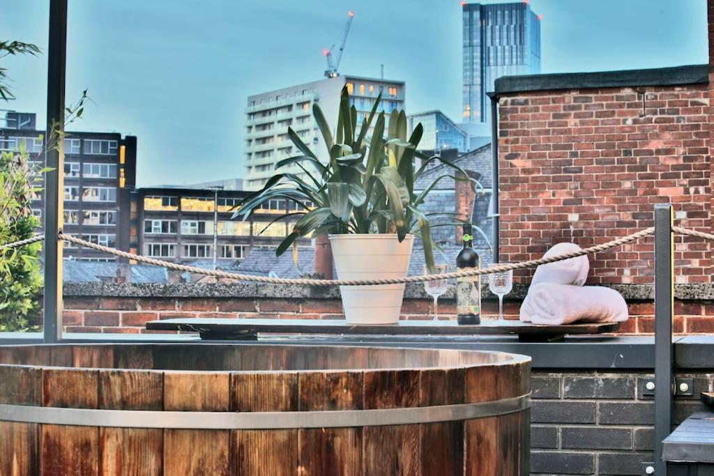 Hammock Heights! Hot Tub,Private Garage,Citycentre Manchester Exterior foto